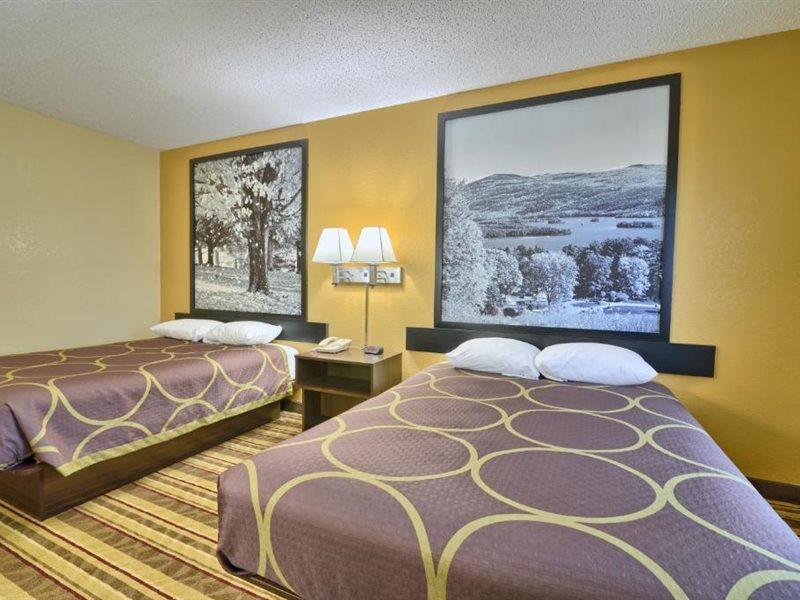 Hotel Super 8 By Wyndham - Albany Airport 2*