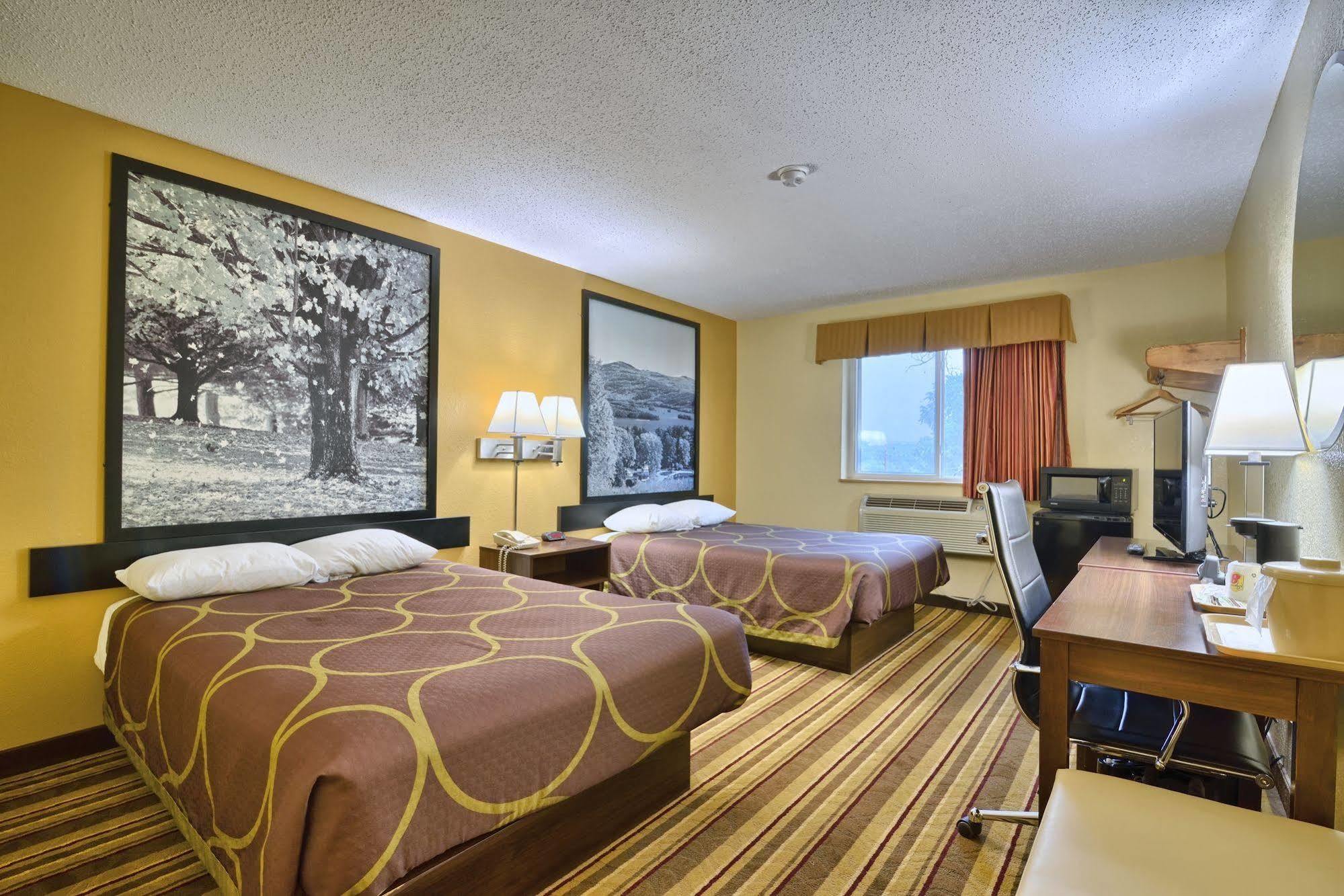 Hotel Super 8 By Wyndham - Albany Airport