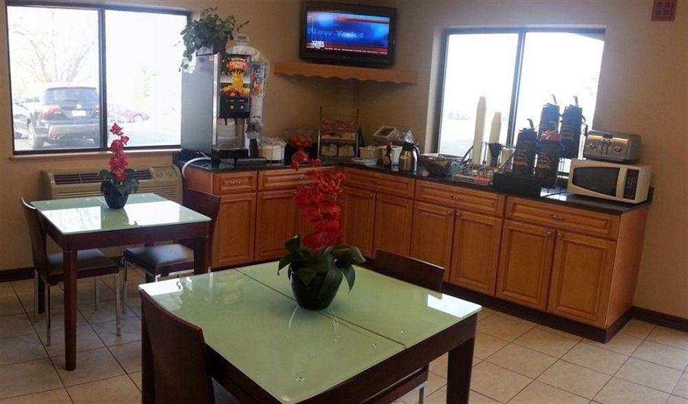 Super 8 By Wyndham - Albany Airport Hotel